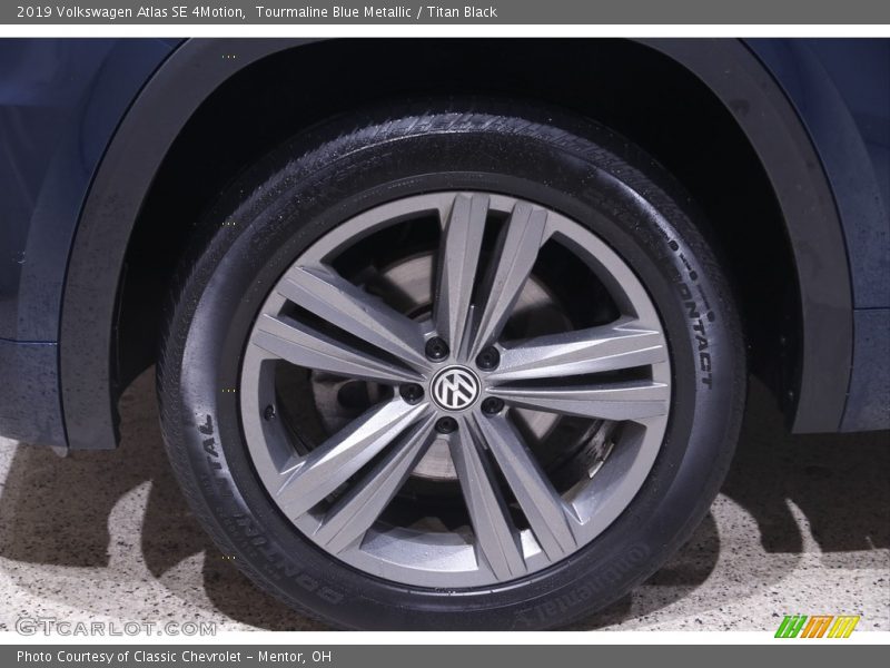 Tourmaline Blue Metallic / Titan Black 2019 Volkswagen Atlas SE 4Motion