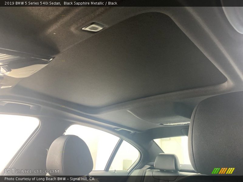 Black Sapphire Metallic / Black 2019 BMW 5 Series 540i Sedan