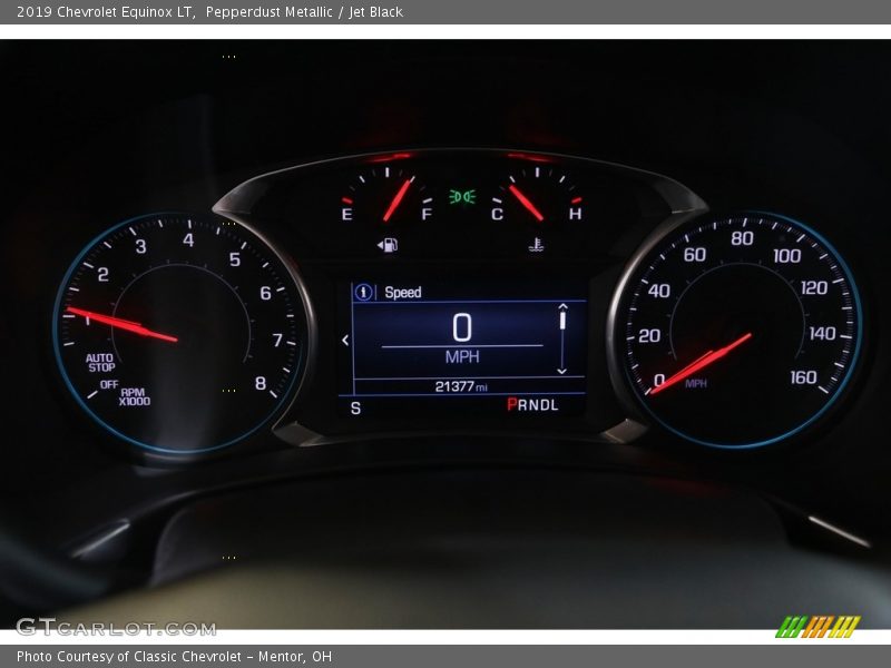 Pepperdust Metallic / Jet Black 2019 Chevrolet Equinox LT