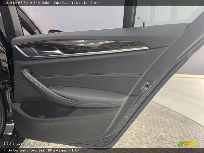 Black Sapphire Metallic / Black 2019 BMW 5 Series 540i Sedan