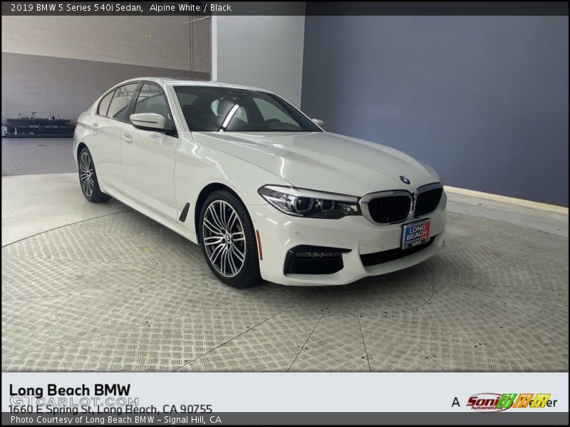 Alpine White / Black 2019 BMW 5 Series 540i Sedan