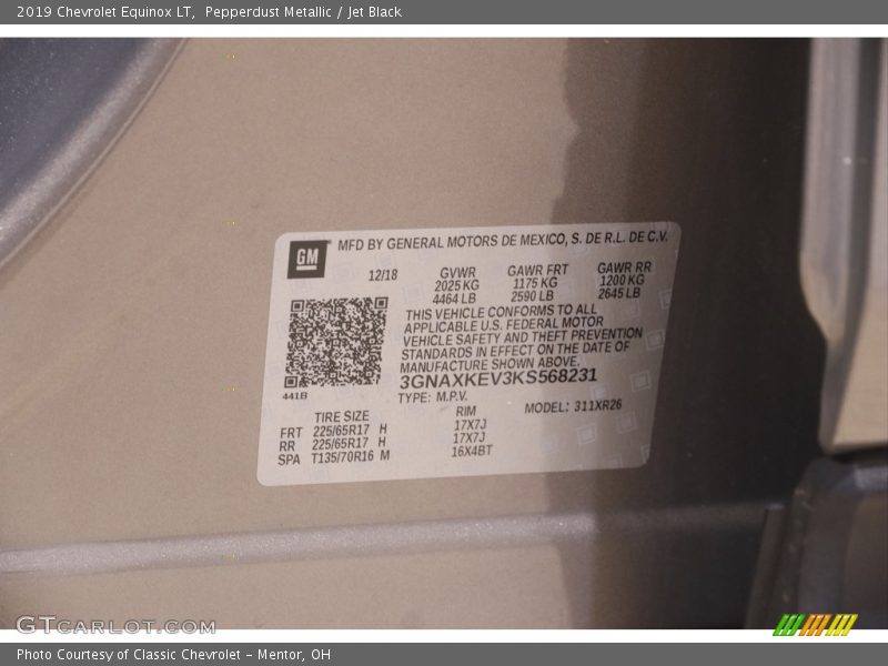 Pepperdust Metallic / Jet Black 2019 Chevrolet Equinox LT