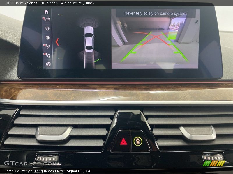 Alpine White / Black 2019 BMW 5 Series 540i Sedan