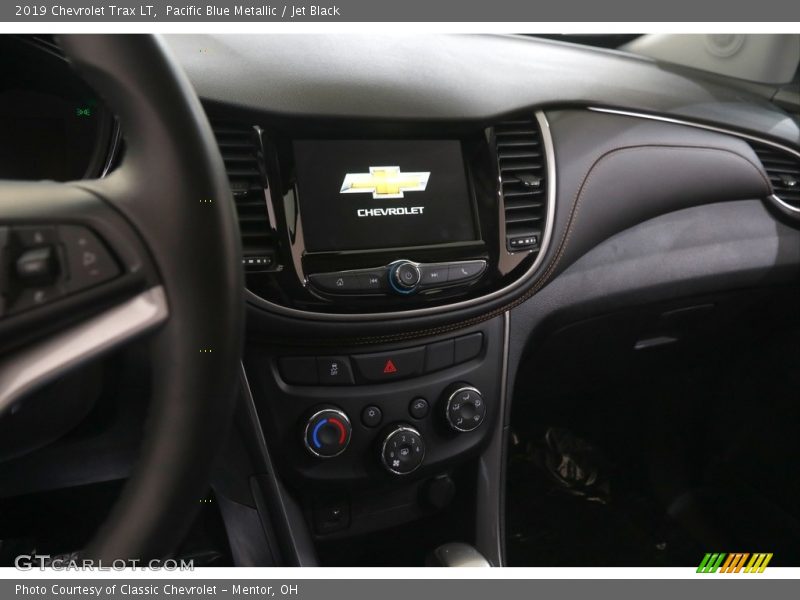 Pacific Blue Metallic / Jet Black 2019 Chevrolet Trax LT