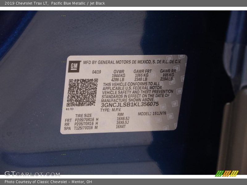 Pacific Blue Metallic / Jet Black 2019 Chevrolet Trax LT