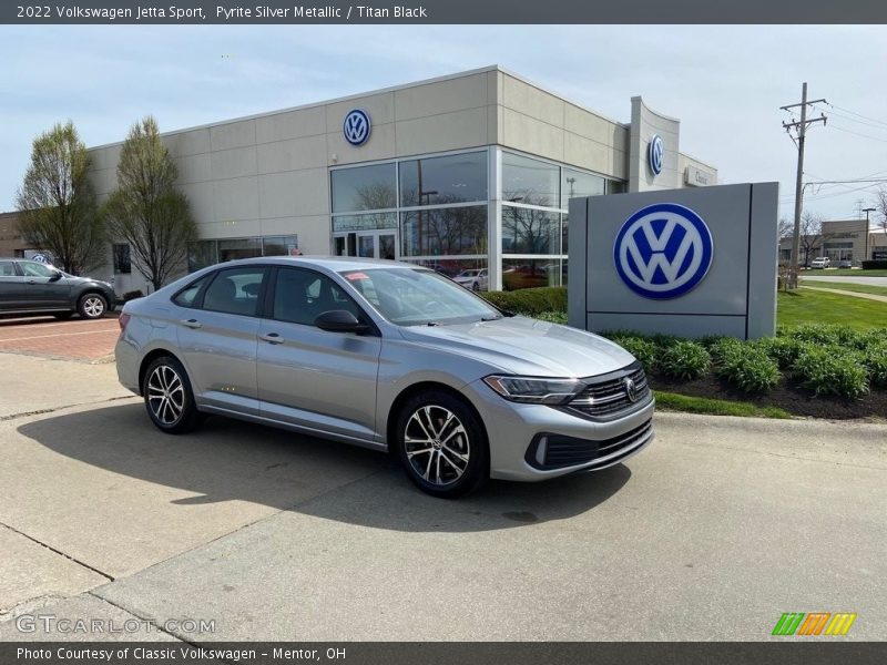 Front 3/4 View of 2022 Jetta Sport