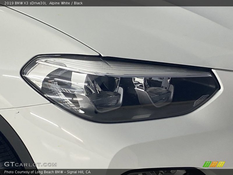 Alpine White / Black 2019 BMW X3 sDrive30i