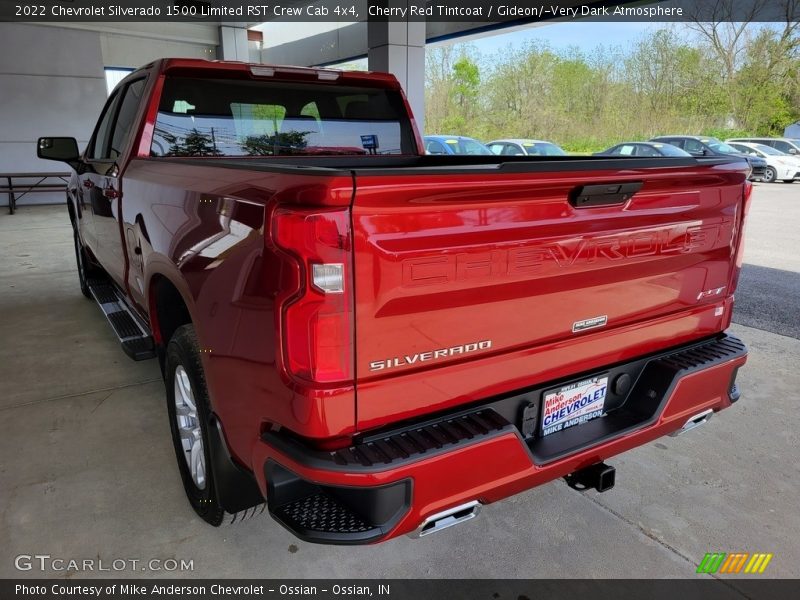 Cherry Red Tintcoat / Gideon/­Very Dark Atmosphere 2022 Chevrolet Silverado 1500 Limited RST Crew Cab 4x4