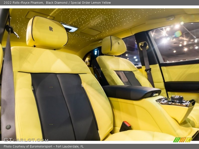 Front Seat of 2022 Phantom 