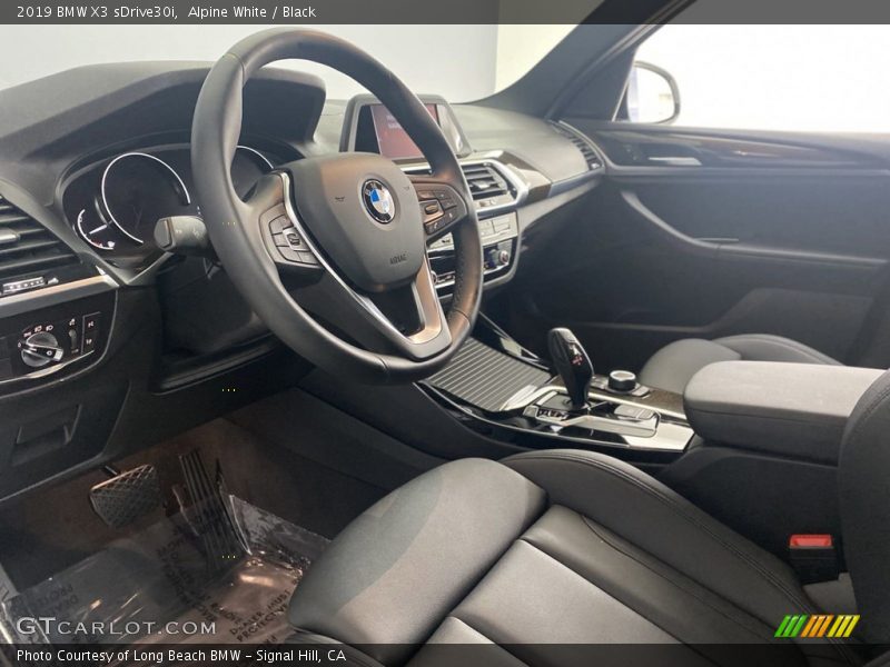 Alpine White / Black 2019 BMW X3 sDrive30i