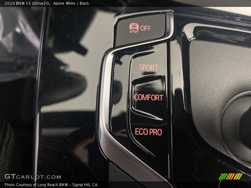 Alpine White / Black 2019 BMW X3 sDrive30i