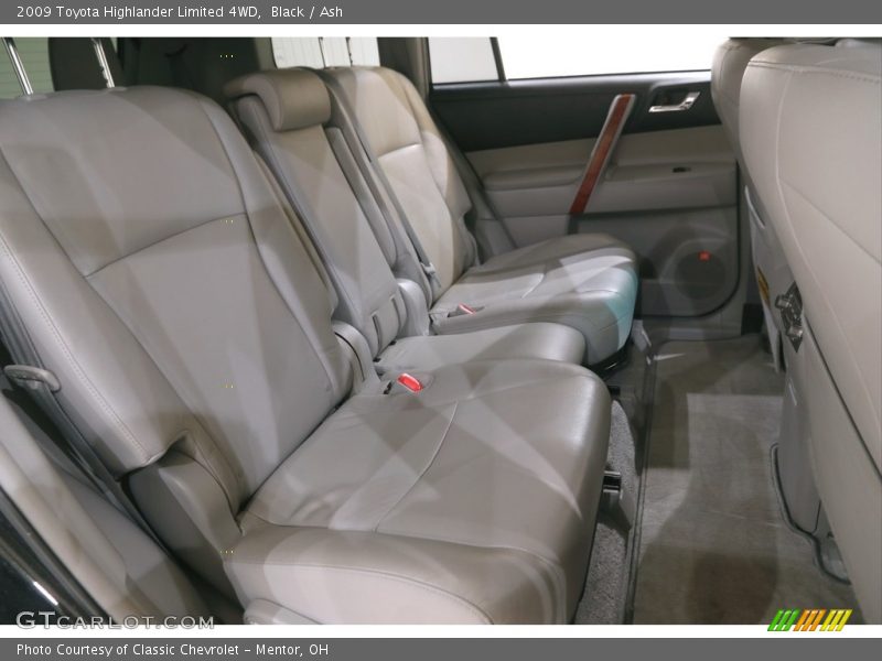 Black / Ash 2009 Toyota Highlander Limited 4WD