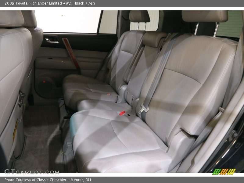 Black / Ash 2009 Toyota Highlander Limited 4WD