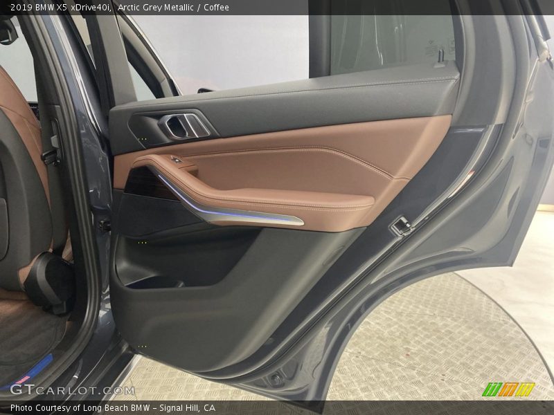 Arctic Grey Metallic / Coffee 2019 BMW X5 xDrive40i