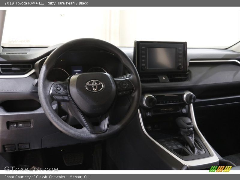 Ruby Flare Pearl / Black 2019 Toyota RAV4 LE