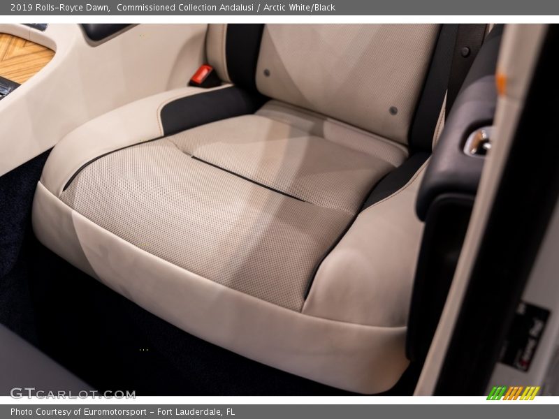 Commissioned Collection Andalusi / Arctic White/Black 2019 Rolls-Royce Dawn