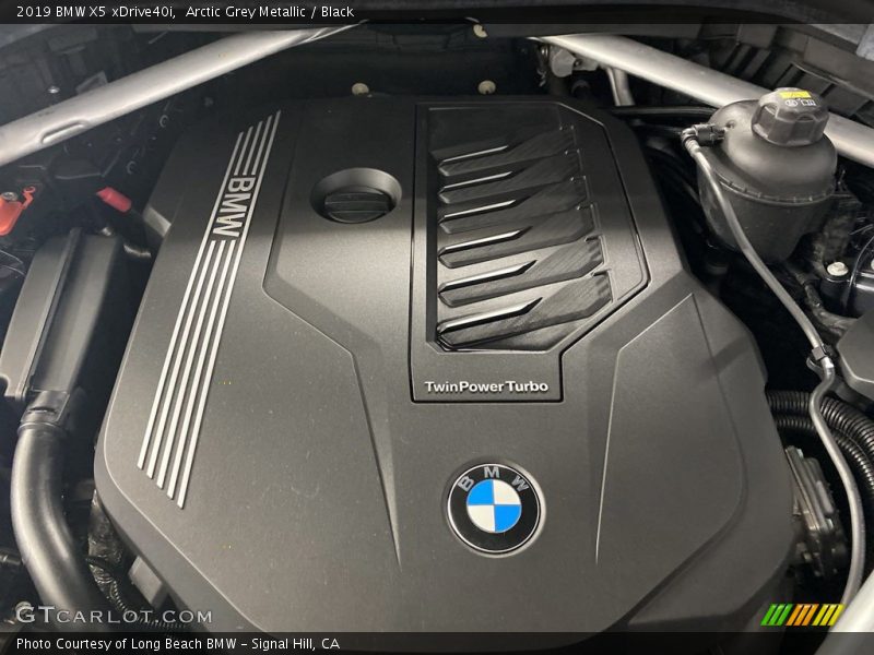 Arctic Grey Metallic / Black 2019 BMW X5 xDrive40i