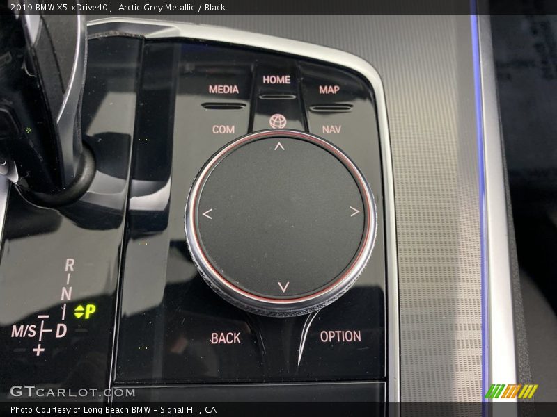 Arctic Grey Metallic / Black 2019 BMW X5 xDrive40i