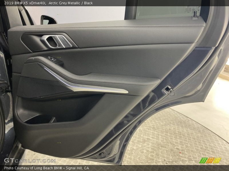 Arctic Grey Metallic / Black 2019 BMW X5 xDrive40i