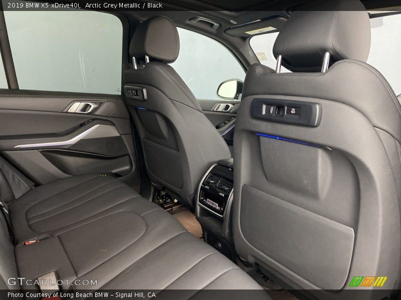 Arctic Grey Metallic / Black 2019 BMW X5 xDrive40i