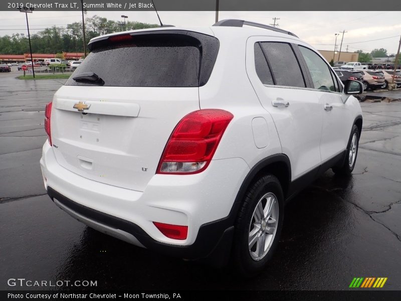 Summit White / Jet Black 2019 Chevrolet Trax LT