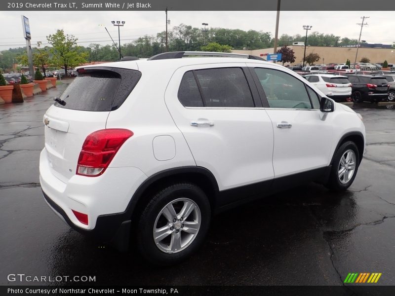 Summit White / Jet Black 2019 Chevrolet Trax LT