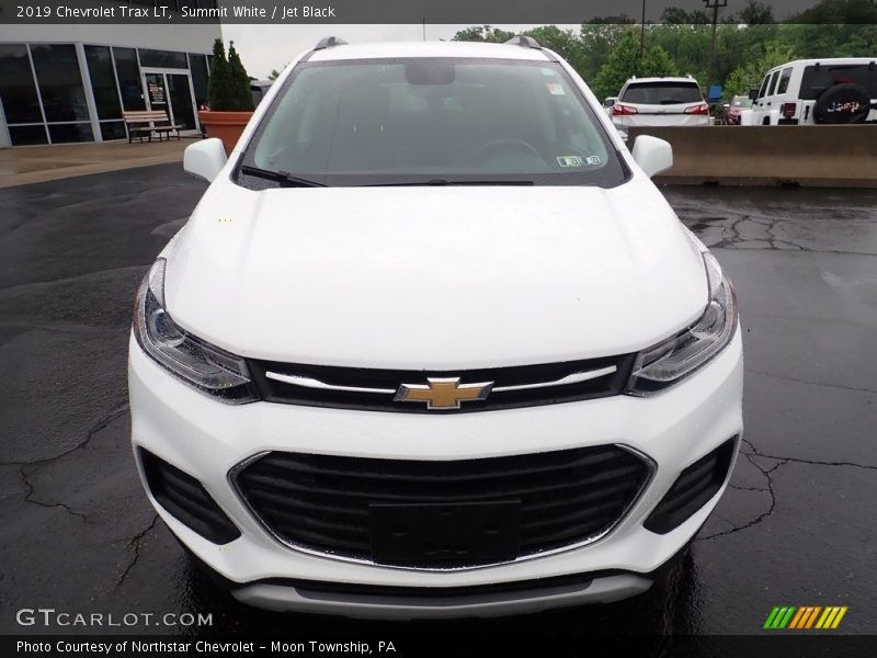 Summit White / Jet Black 2019 Chevrolet Trax LT