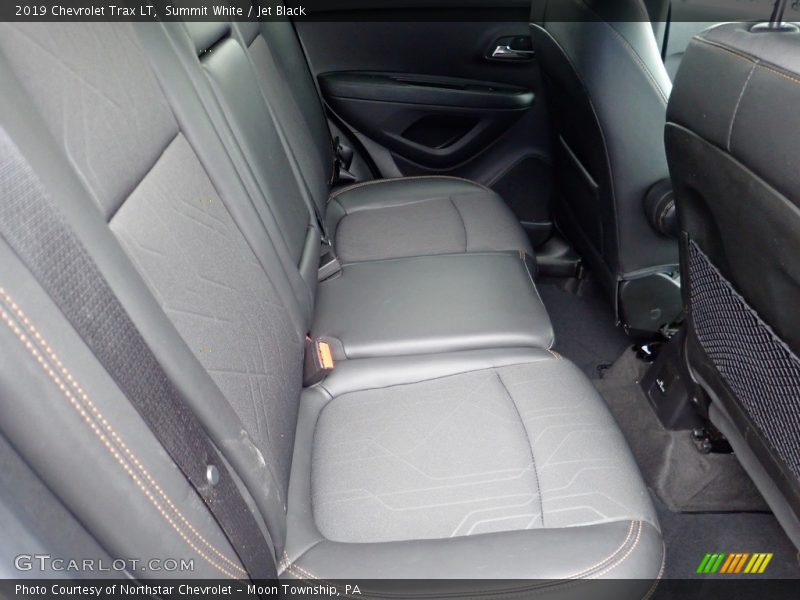 Summit White / Jet Black 2019 Chevrolet Trax LT