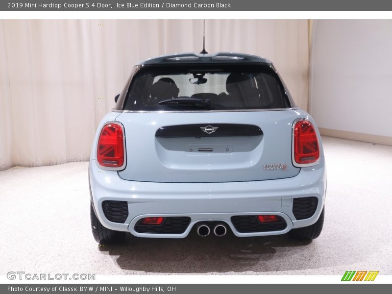 Ice Blue Edition / Diamond Carbon Black 2019 Mini Hardtop Cooper S 4 Door