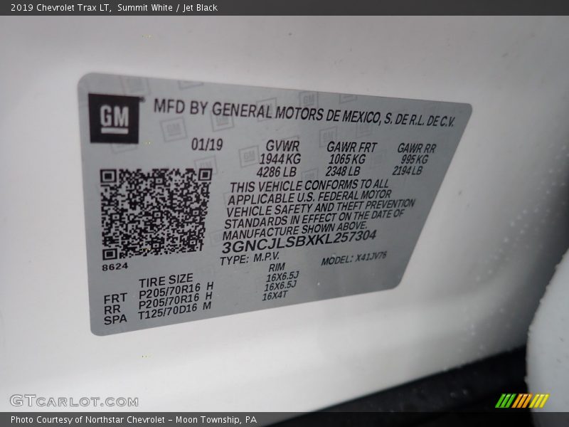Summit White / Jet Black 2019 Chevrolet Trax LT