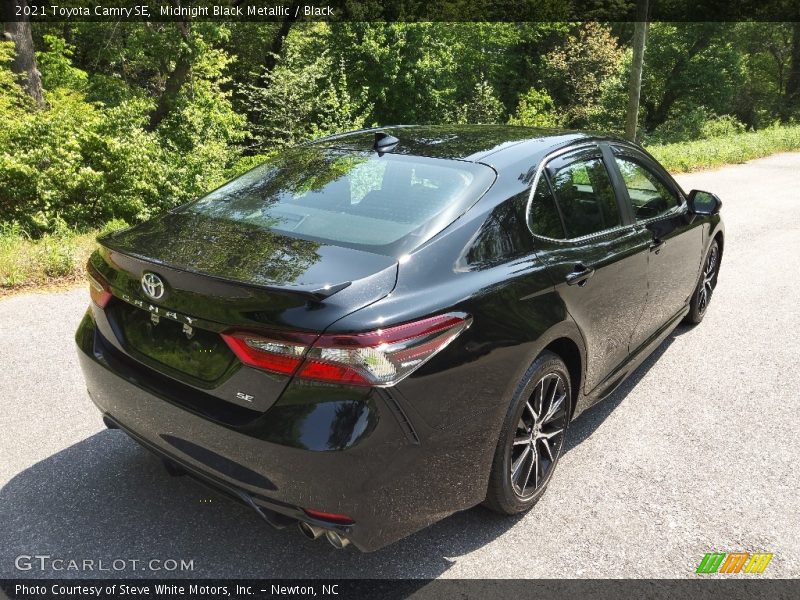 Midnight Black Metallic / Black 2021 Toyota Camry SE