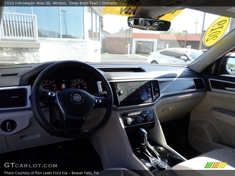 Deep Black Pearl / Shetland 2019 Volkswagen Atlas SEL 4Motion