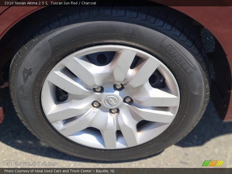 Tuscan Sun Red / Charcoal 2010 Nissan Altima 2.5 S