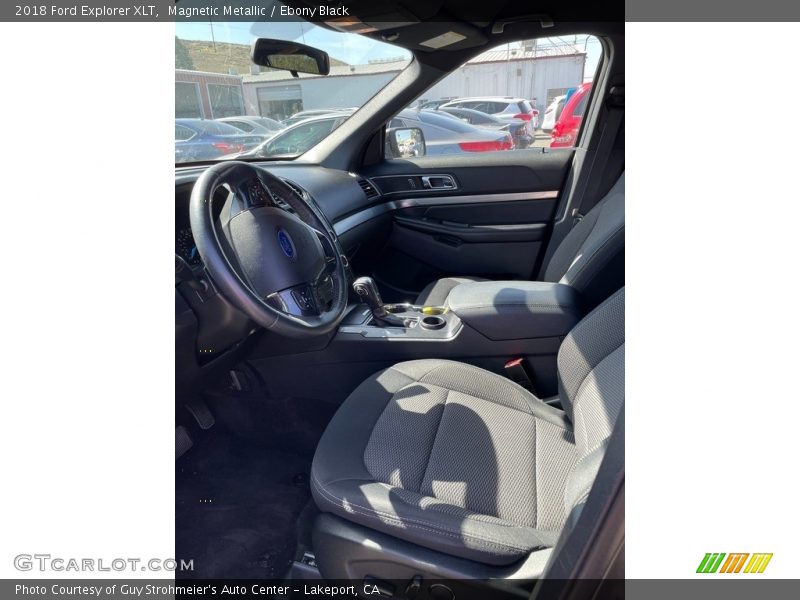 Magnetic Metallic / Ebony Black 2018 Ford Explorer XLT
