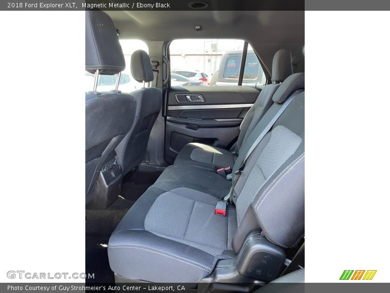 Magnetic Metallic / Ebony Black 2018 Ford Explorer XLT