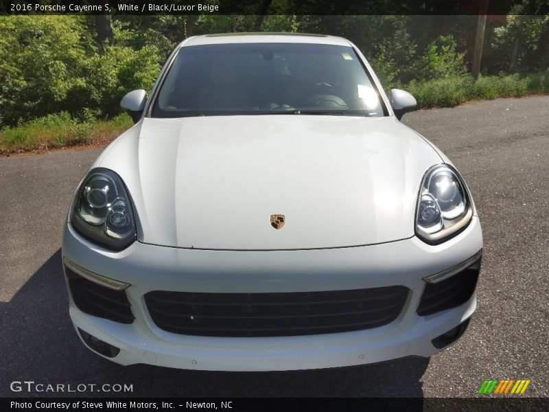 White / Black/Luxor Beige 2016 Porsche Cayenne S