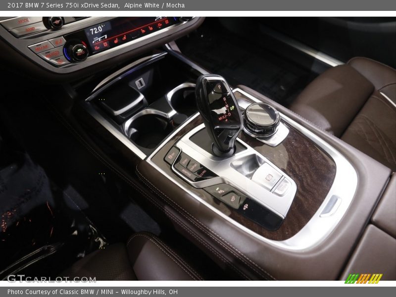 Alpine White / Mocha 2017 BMW 7 Series 750i xDrive Sedan
