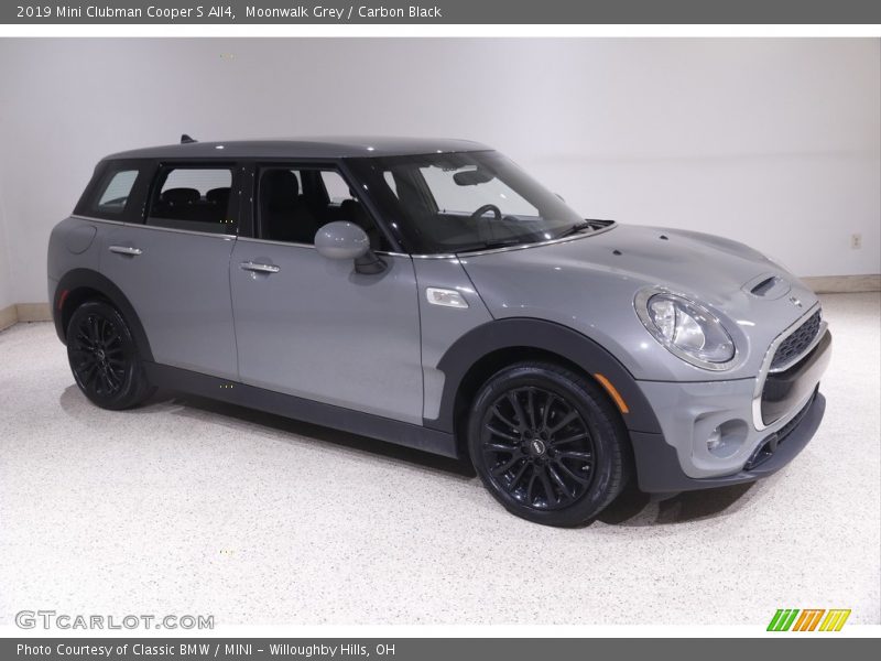 Moonwalk Grey / Carbon Black 2019 Mini Clubman Cooper S All4