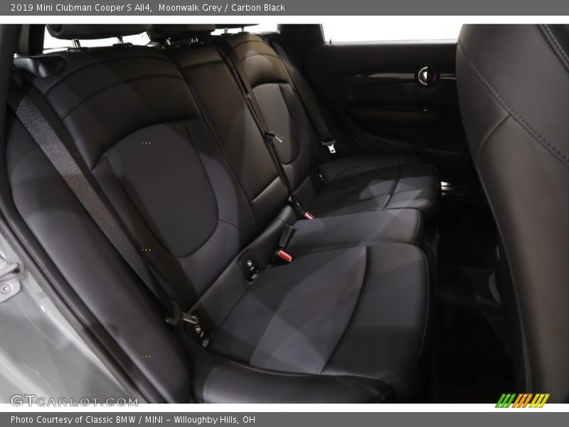 Moonwalk Grey / Carbon Black 2019 Mini Clubman Cooper S All4