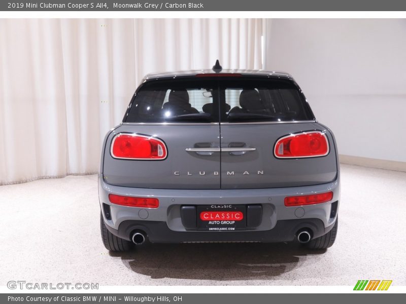 Moonwalk Grey / Carbon Black 2019 Mini Clubman Cooper S All4
