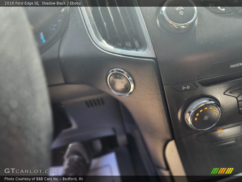 Shadow Black / Ebony 2016 Ford Edge SE
