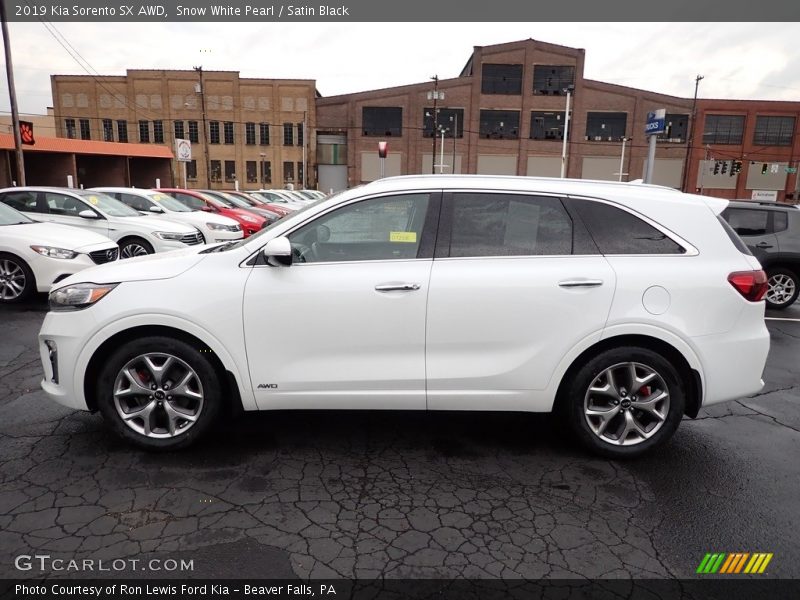 Snow White Pearl / Satin Black 2019 Kia Sorento SX AWD