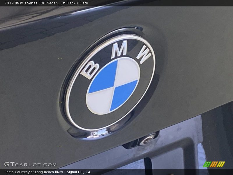 Jet Black / Black 2019 BMW 3 Series 330i Sedan