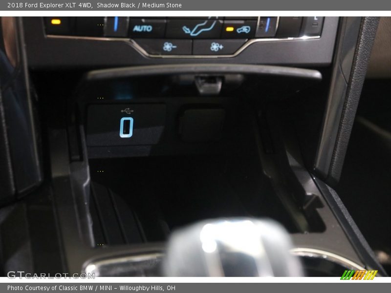 Shadow Black / Medium Stone 2018 Ford Explorer XLT 4WD