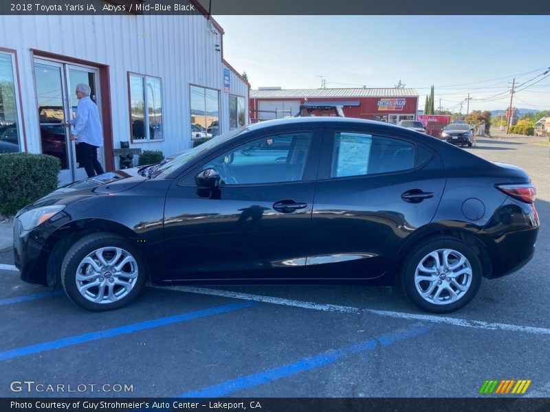 Abyss / Mid-Blue Black 2018 Toyota Yaris iA