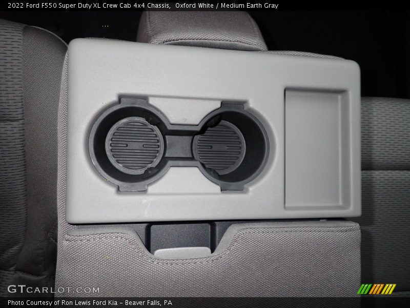 Oxford White / Medium Earth Gray 2022 Ford F550 Super Duty XL Crew Cab 4x4 Chassis