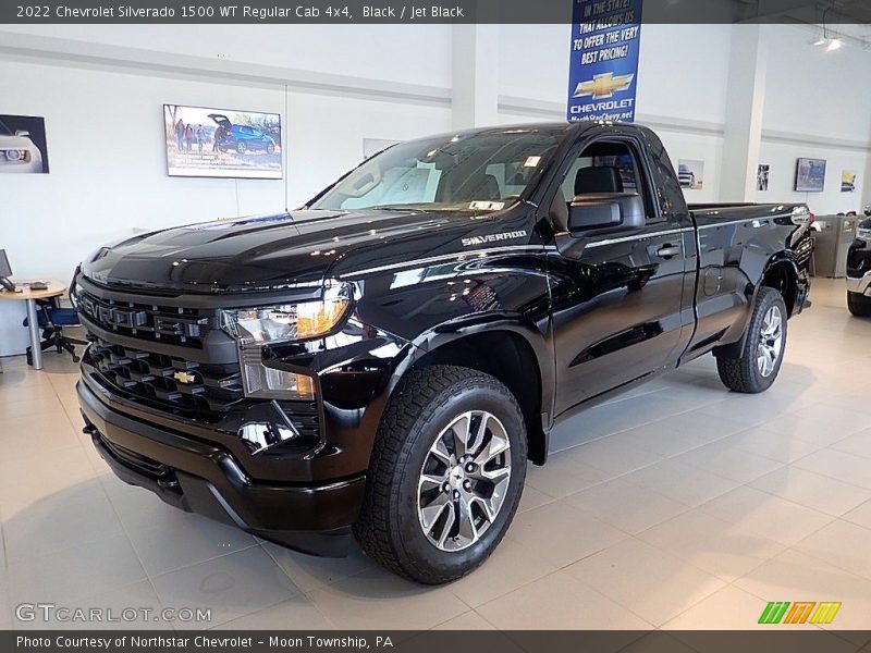 Front 3/4 View of 2022 Silverado 1500 WT Regular Cab 4x4