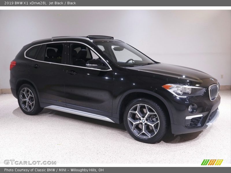 Jet Black / Black 2019 BMW X1 xDrive28i