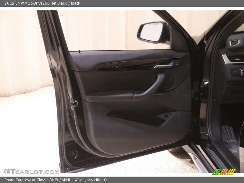 Jet Black / Black 2019 BMW X1 xDrive28i