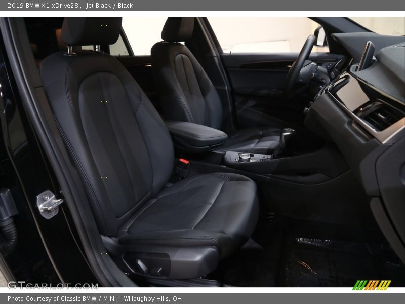 Jet Black / Black 2019 BMW X1 xDrive28i